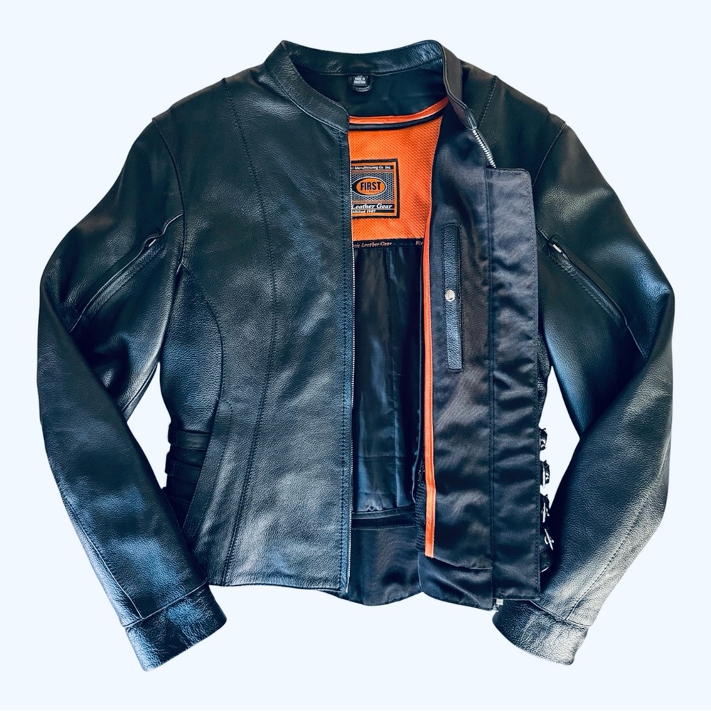 Women’s Black Leather Motorcycle 100% Genuine Leather Jacket Size: M